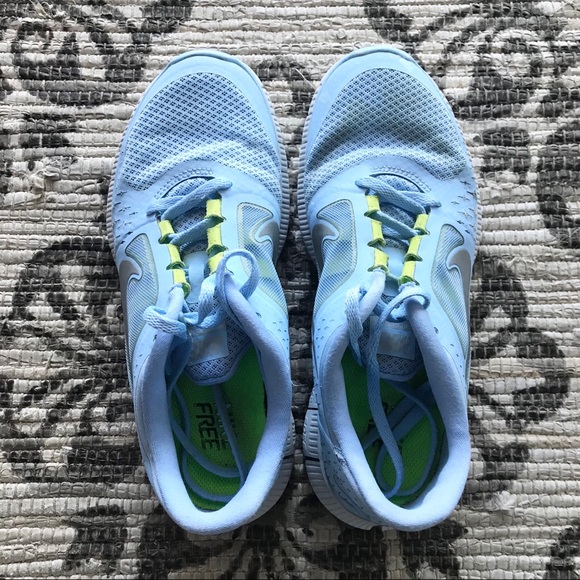 nike baby blue sneakers